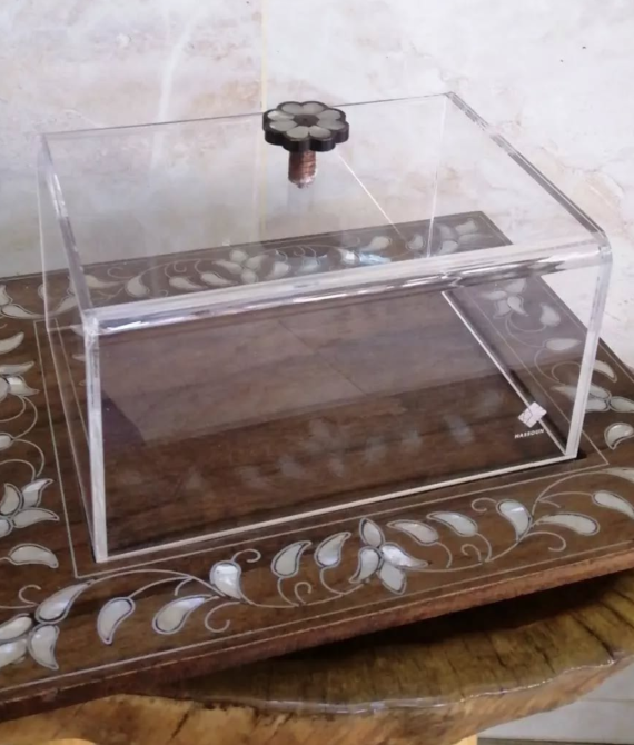 صينية عرض زهور جريس مع غطاء أكريليك